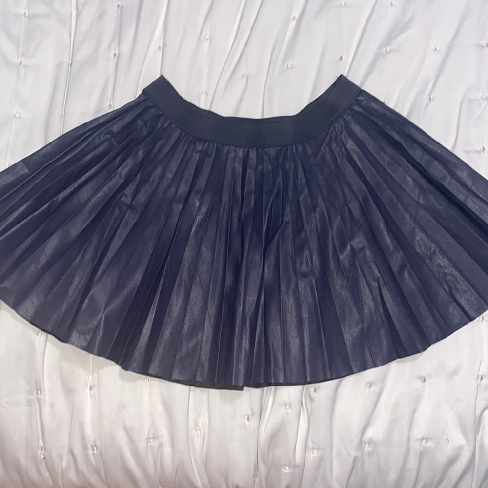 Sisley Pleaded Skirt